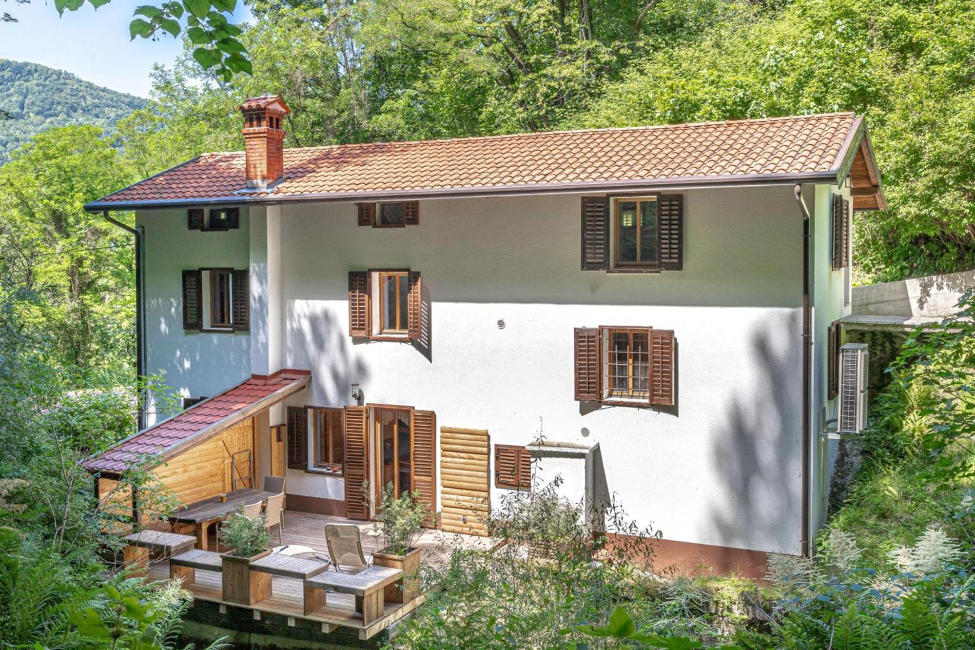 House By The Stream - Happy Rentals Avce Exterior foto